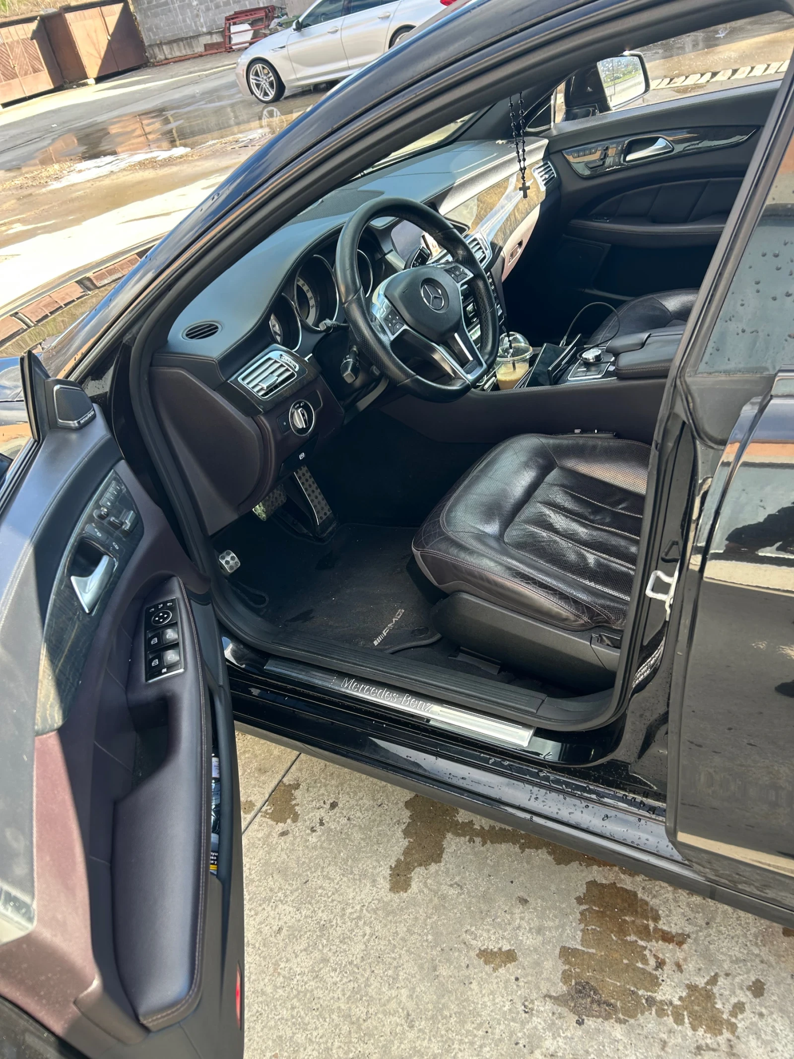 Mercedes-Benz CLS 500, снимка 5 - Автомобили и джипове - 53800376