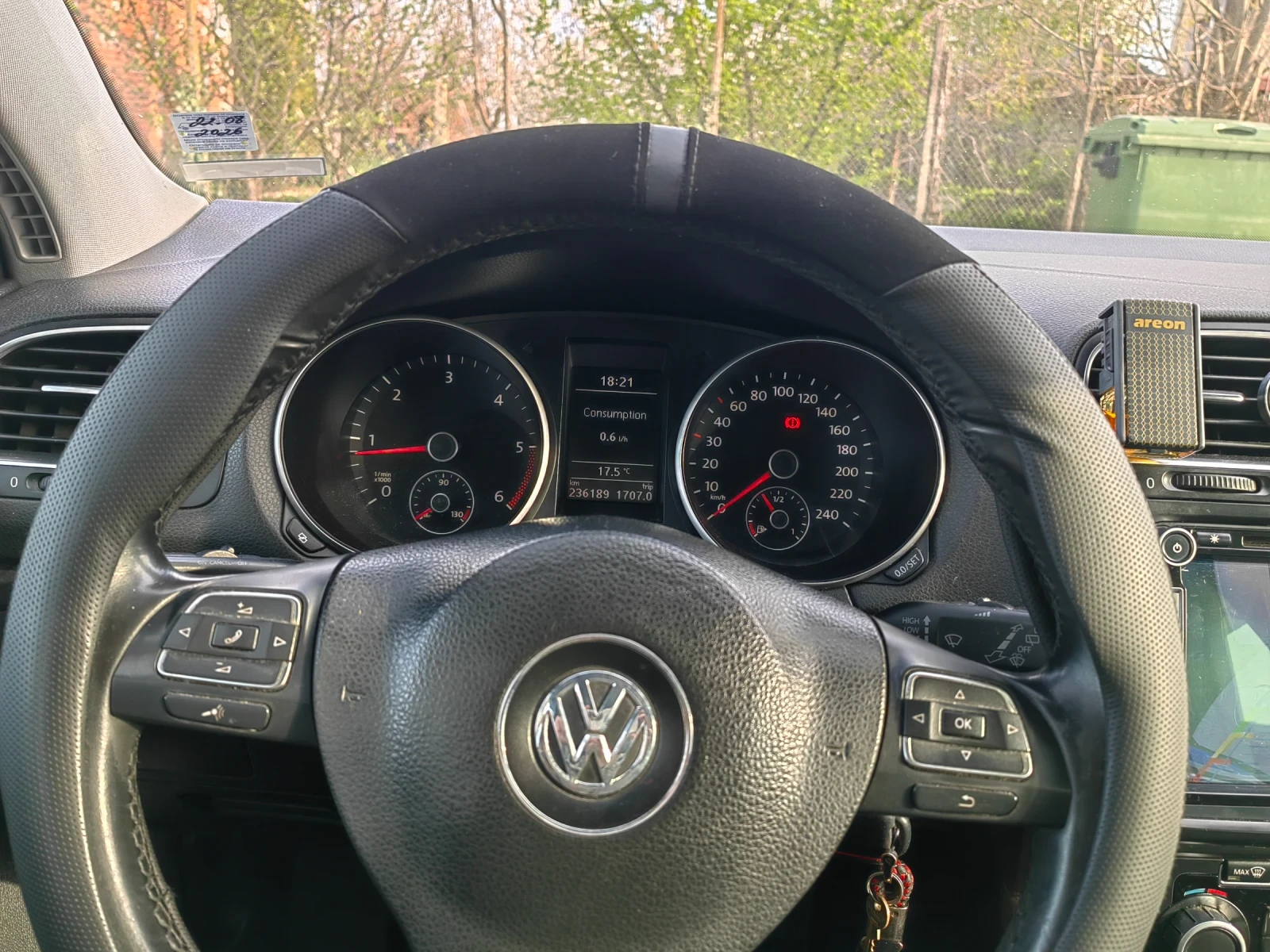 VW Golf, снимка 4 - Автомобили и джипове - 54227890