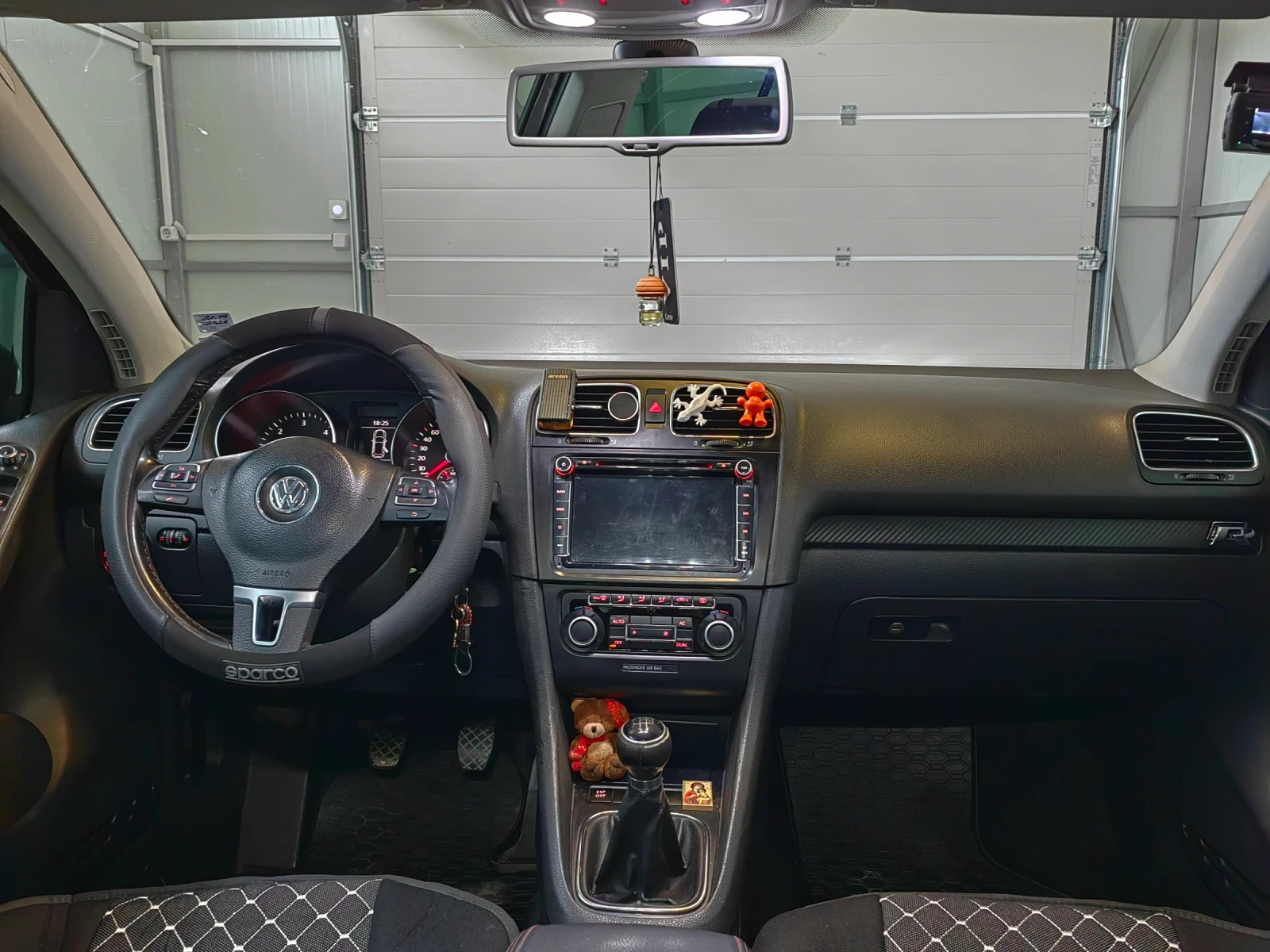 VW Golf, снимка 5 - Автомобили и джипове - 54227890