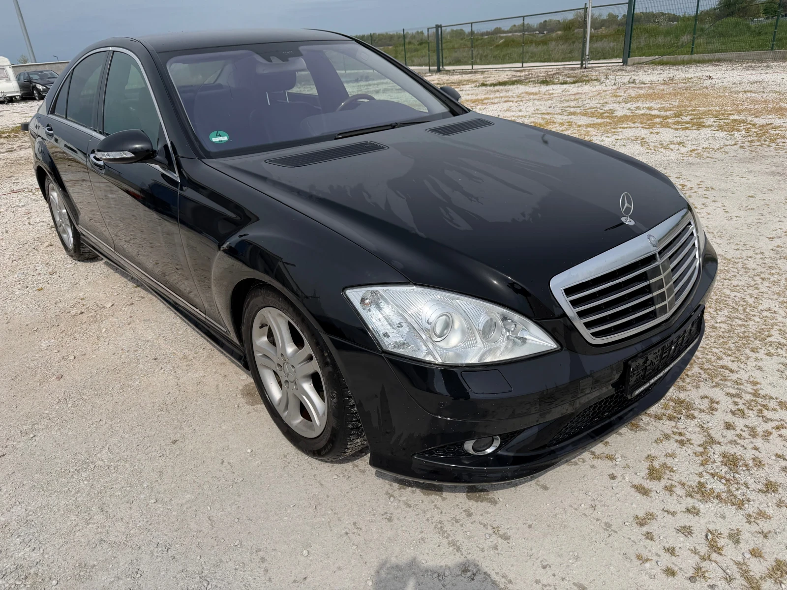Mercedes-Benz S 320, снимка 2 - Автомобили и джипове - 54264418