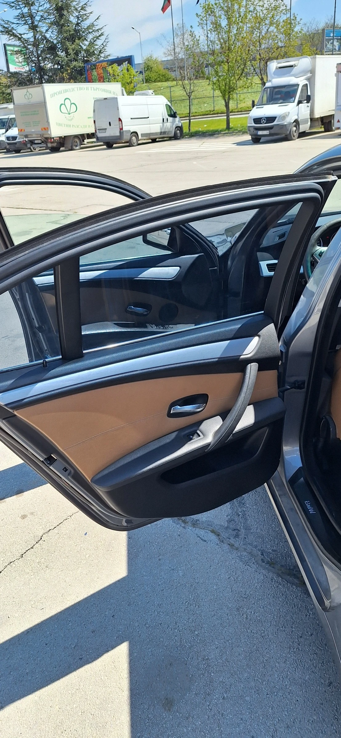 BMW 530 XDrive Facelift, снимка 11 - Автомобили и джипове - 54358128