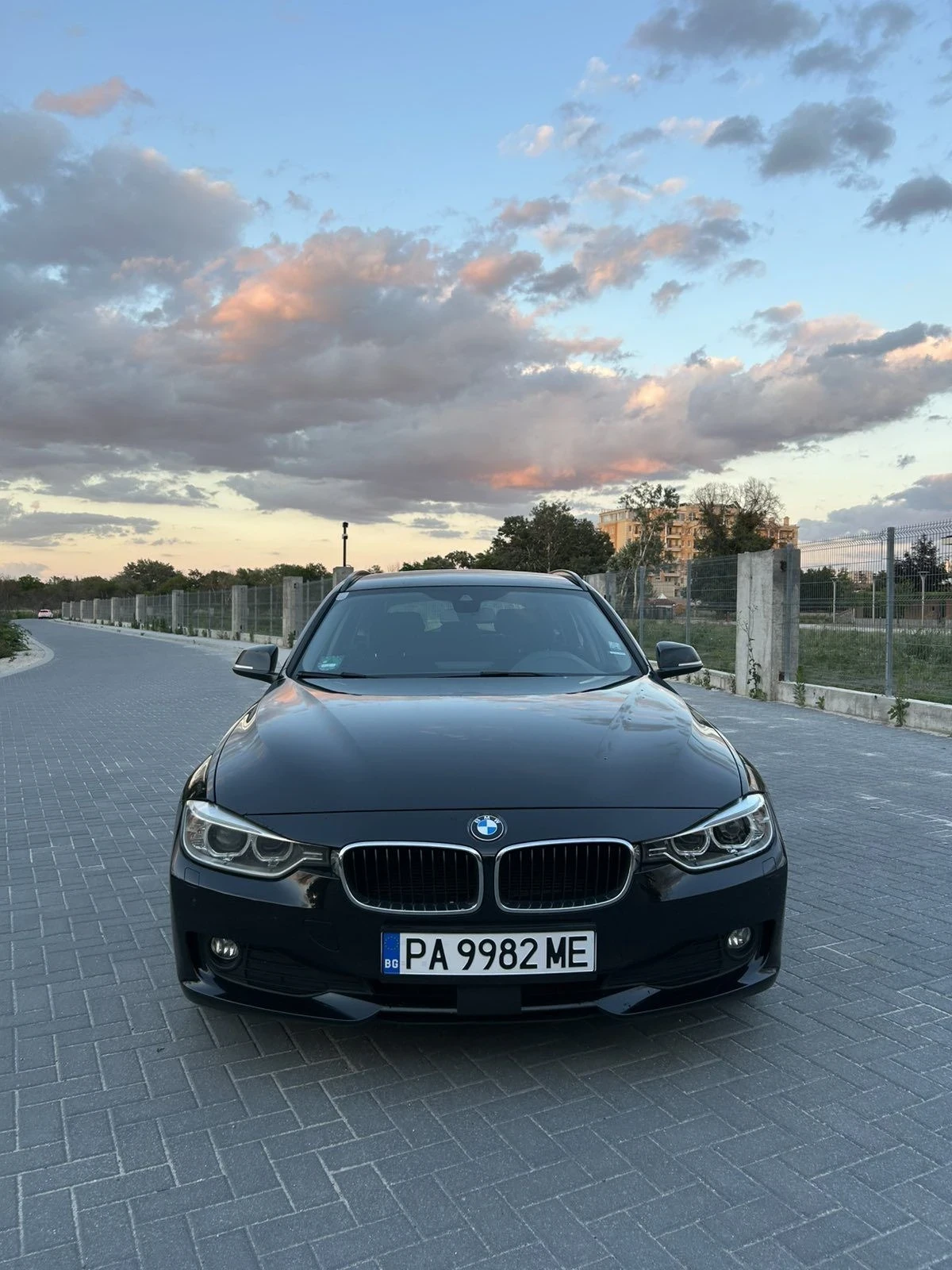 BMW 320