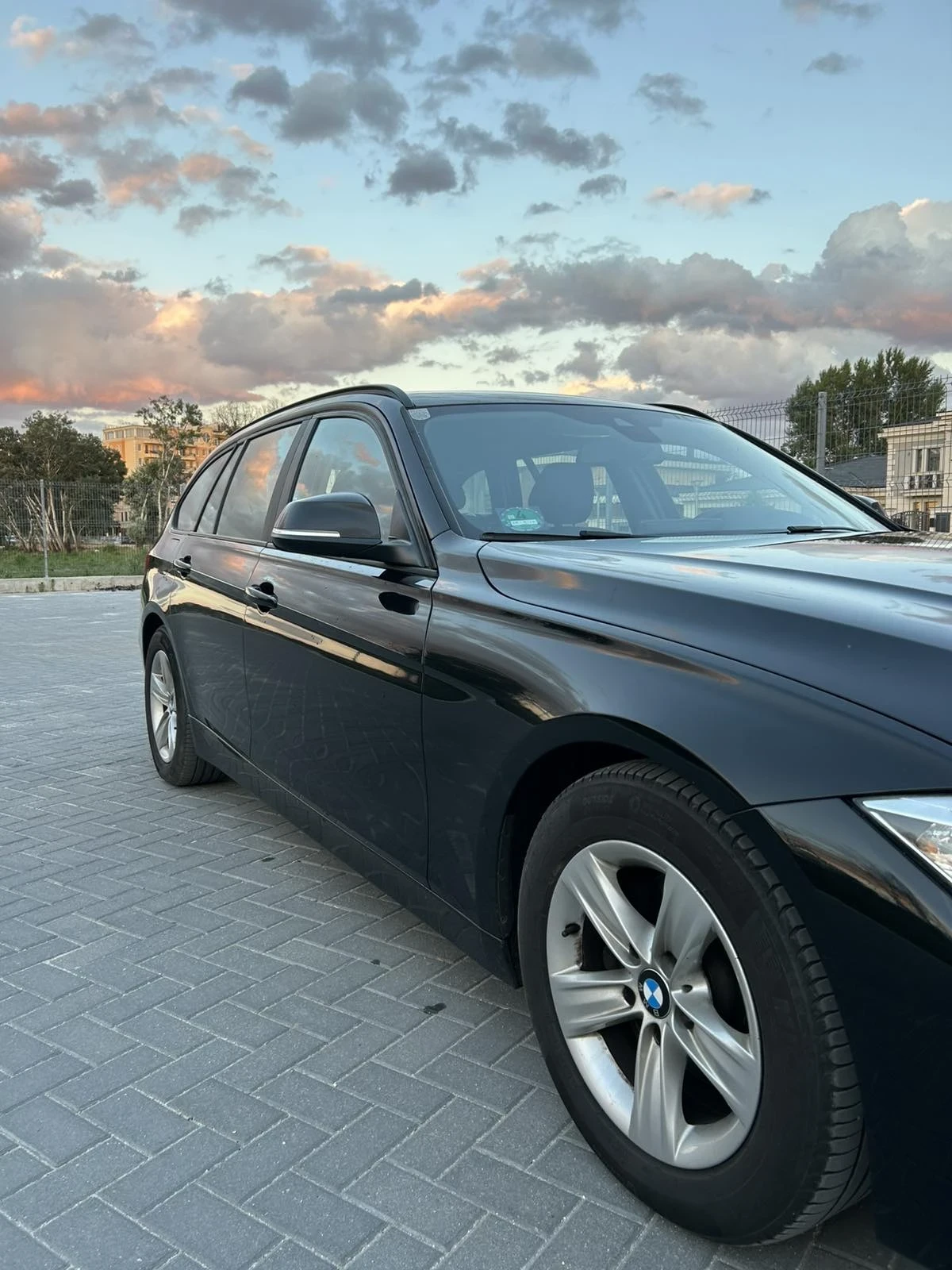 BMW 320, снимка 8 - Автомобили и джипове - 54905887
