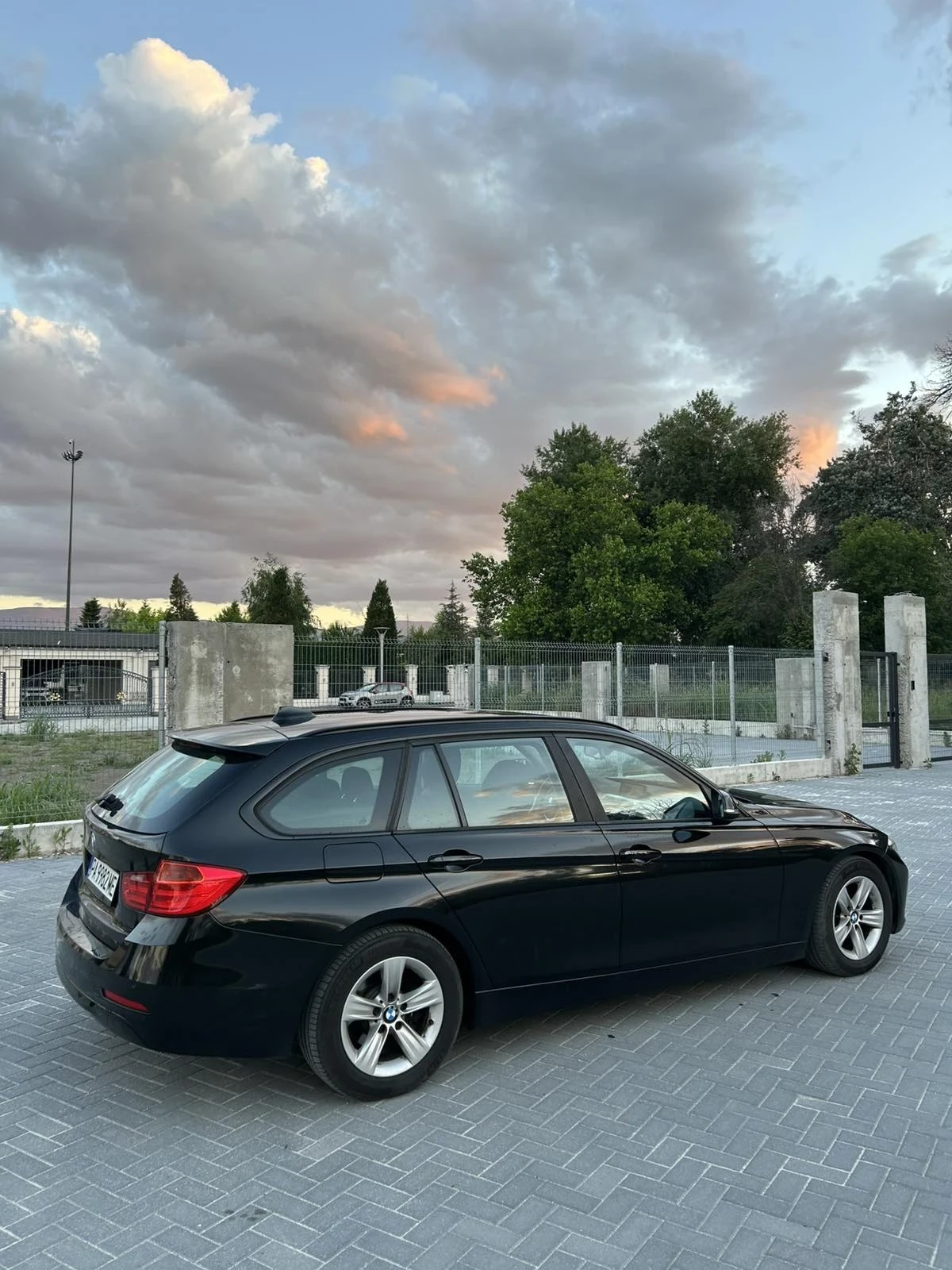 BMW 320, снимка 7 - Автомобили и джипове - 54905887
