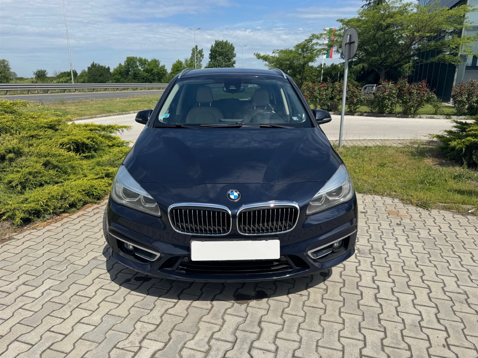 BMW 220 d xDrive Gran Tourer, снимка 7 - Автомобили и джипове - 54917684