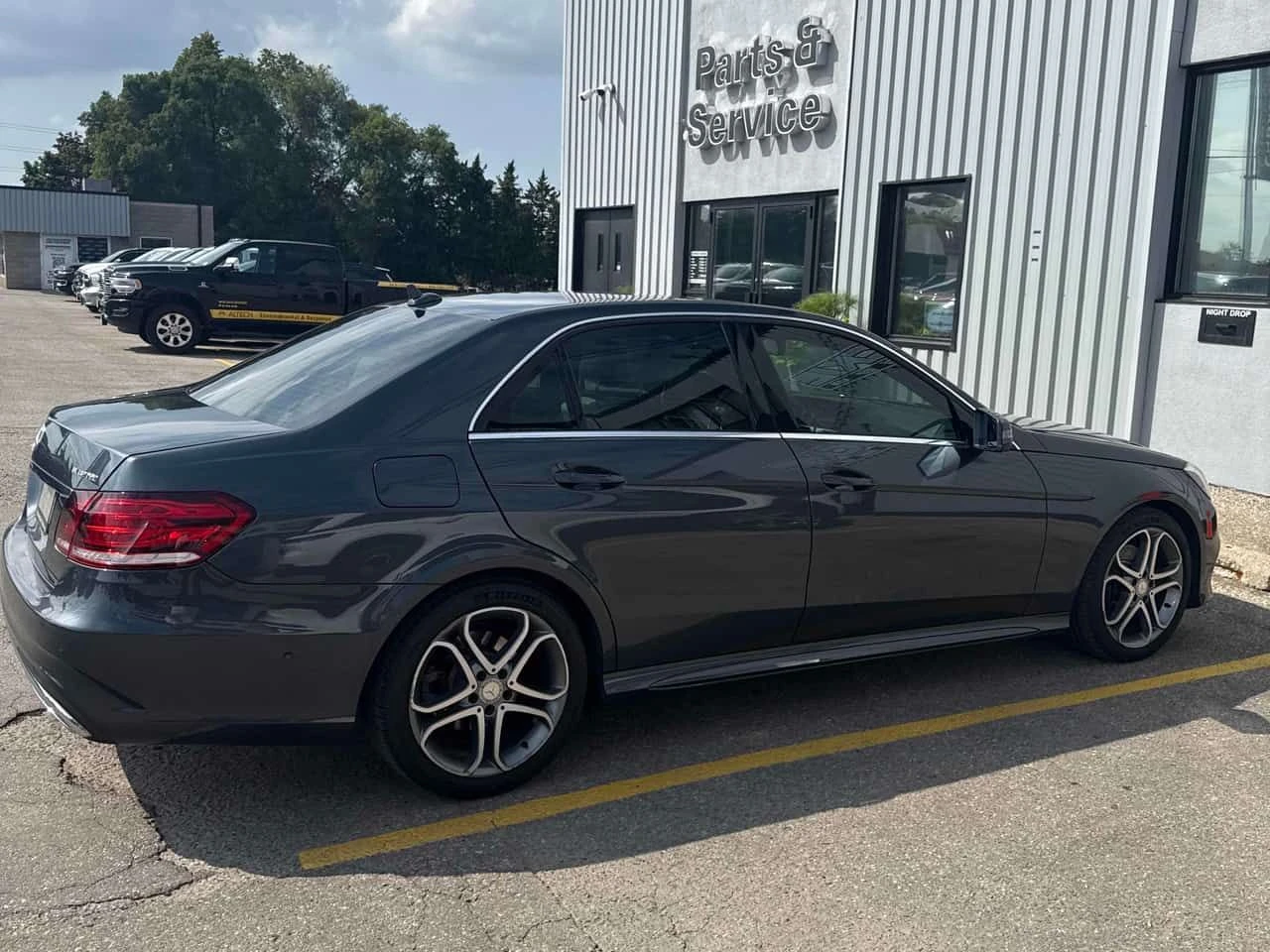 Mercedes-Benz E 250 * BlueTEC * АВТОКРЕДИТ БЕЗ ПЪРВОНАЧАЛНА ВНОСКА* , снимка 3 - Автомобили и джипове - 55182846