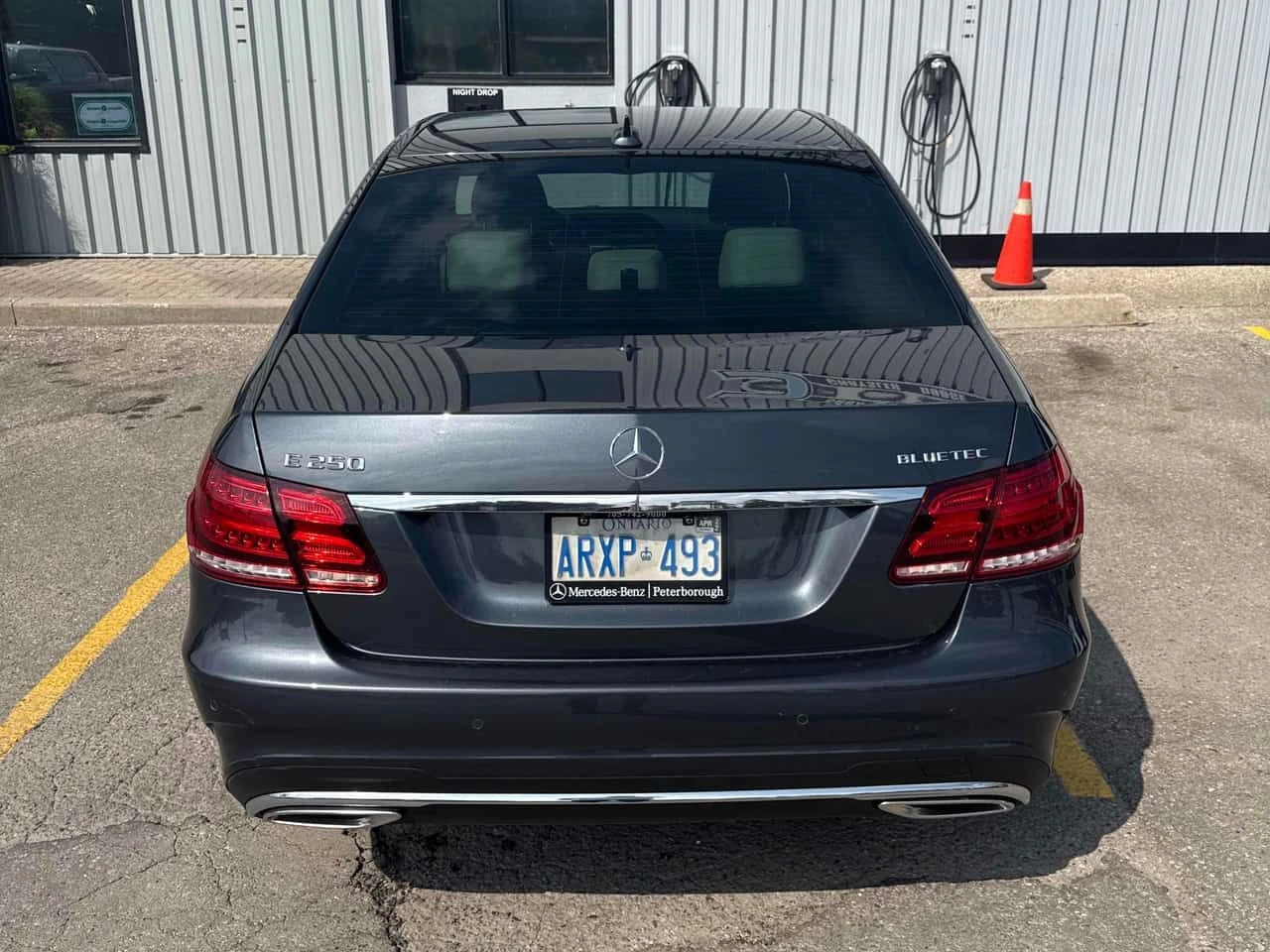 Mercedes-Benz E 250 * BlueTEC * АВТОКРЕДИТ БЕЗ ПЪРВОНАЧАЛНА ВНОСКА* , снимка 4 - Автомобили и джипове - 55182846