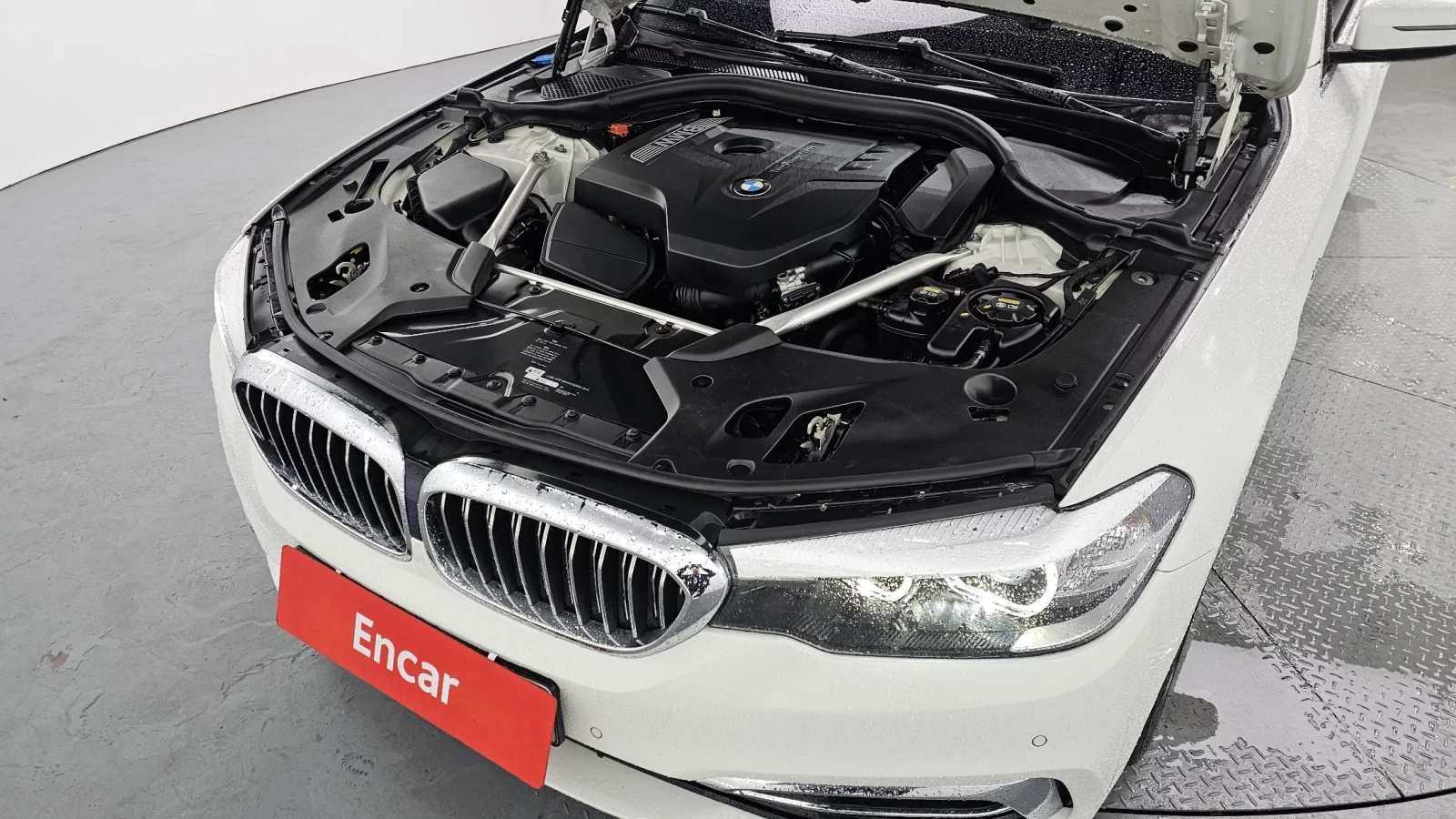 BMW 520  HEAD UP/360#PANO# #УНИКАТ# !FULL!, снимка 5 - Автомобили и джипове - 55190202