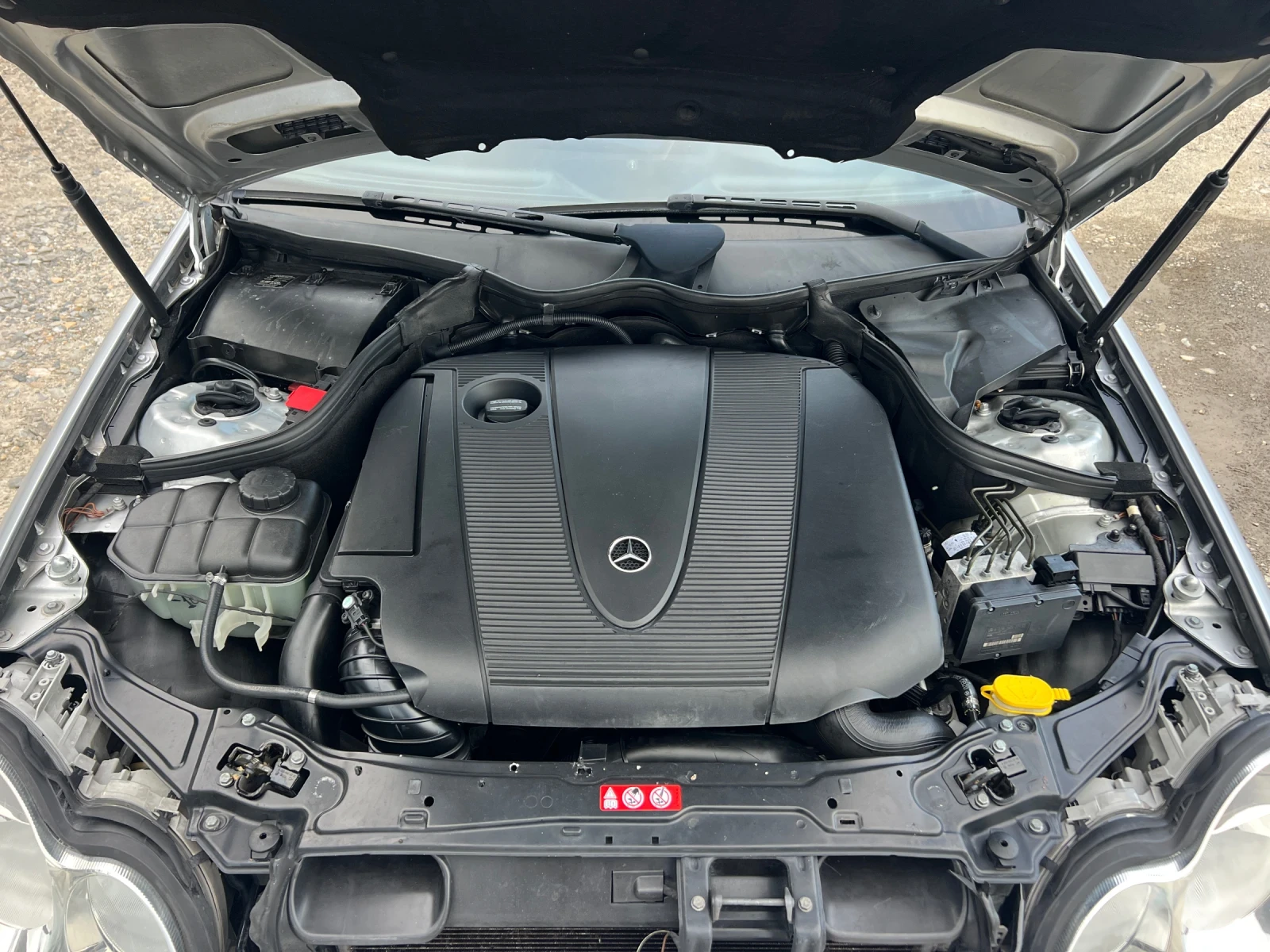 Mercedes-Benz C 220 Face 2.2CDI-150к.с./Автопилот/Ел.Седалки/ УНИКАТ, снимка 17 - Автомобили и джипове - 55404689