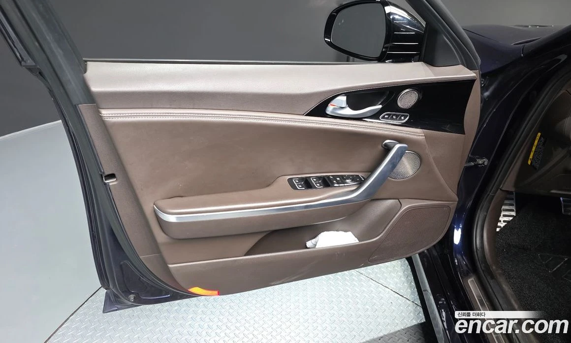 Kia Stinger 3.3 Turbo AWD Masters, снимка 14 - Автомобили и джипове - 55857332