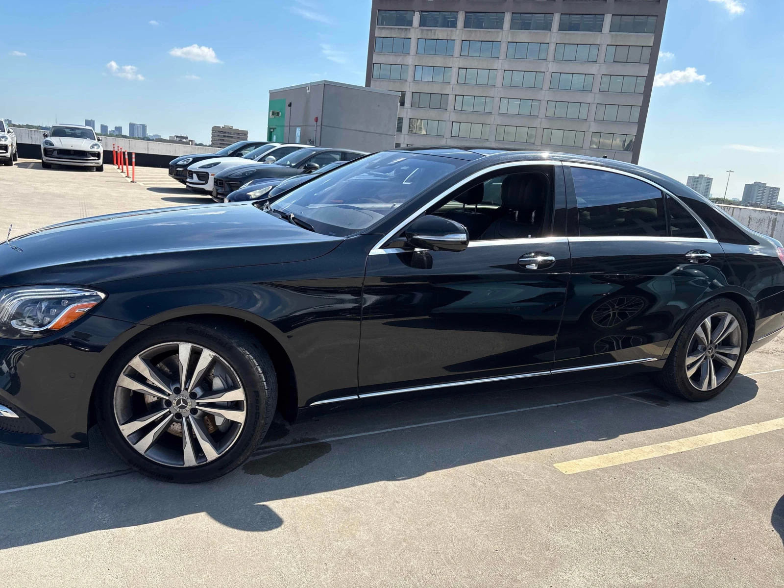 Mercedes-Benz S 560 * CARFAX * ЦЕНА ДО БГ, снимка 2 - Автомобили и джипове - 55951855