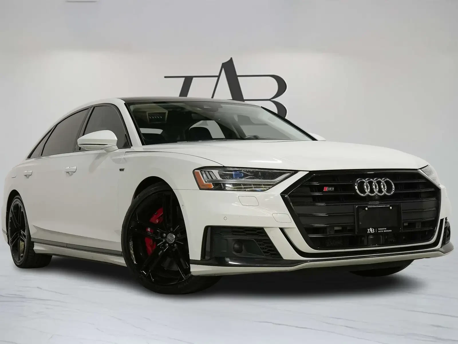 Audi S8 Long