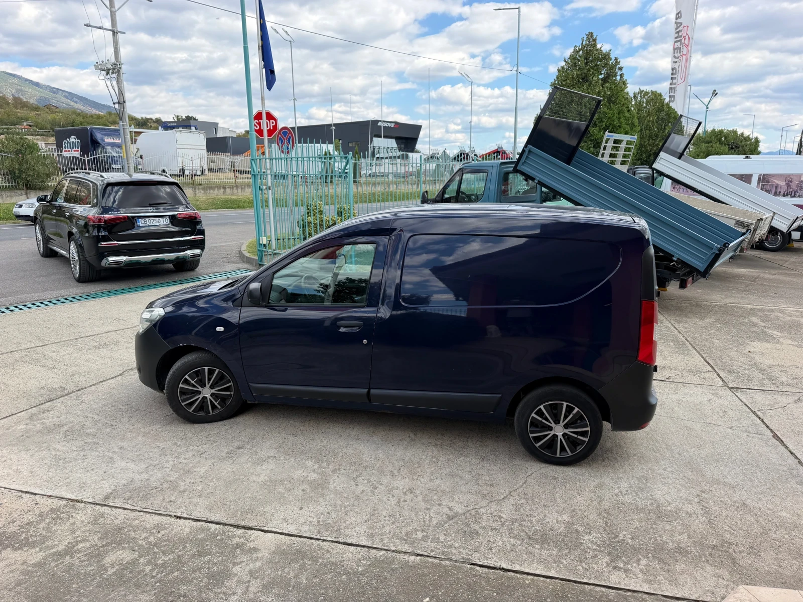 Dacia Dokker 1.5 DCi* Климатик, снимка 6 - Автомобили и джипове - 56071343