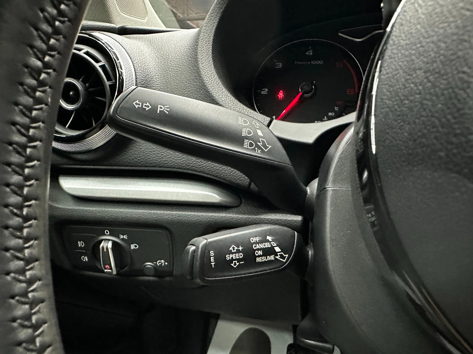Audi A3 2.0TDI 6 скорости, снимка 14 - Автомобили и джипове - 56098672