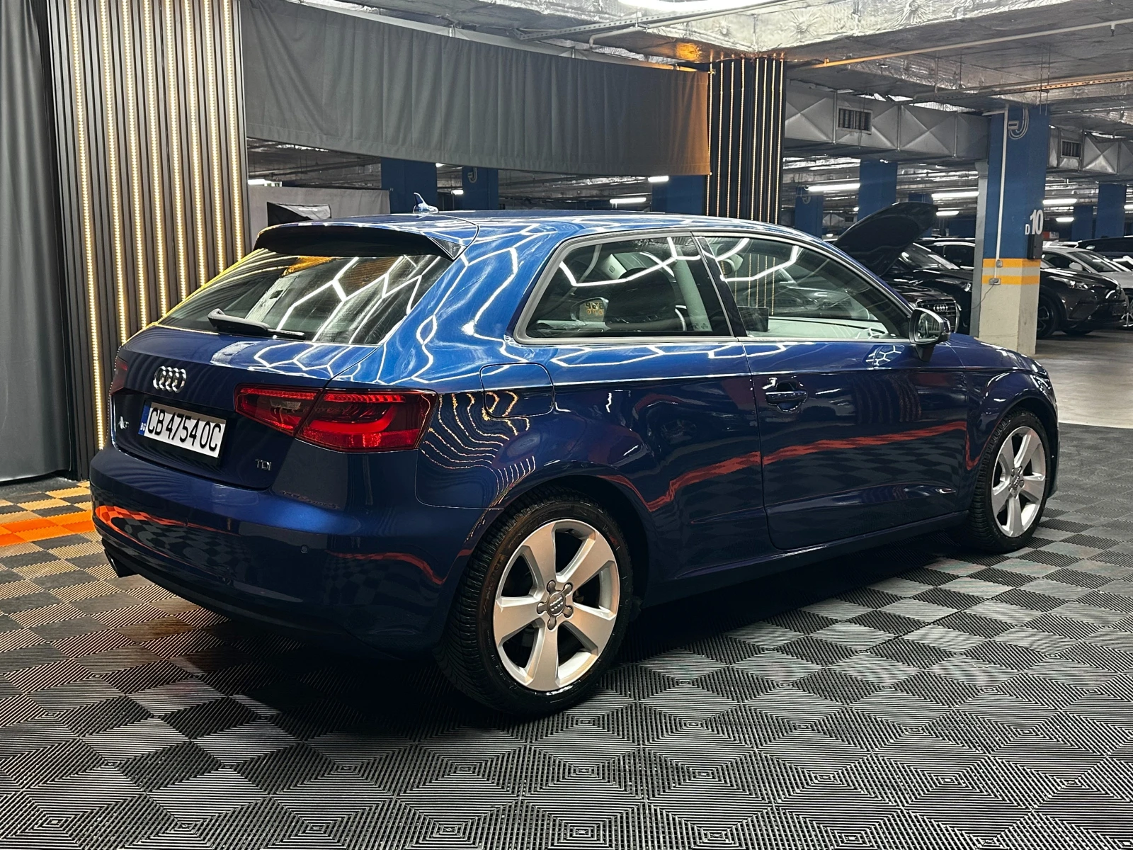 Audi A3 2.0TDI 6 скорости, снимка 4 - Автомобили и джипове - 56098672