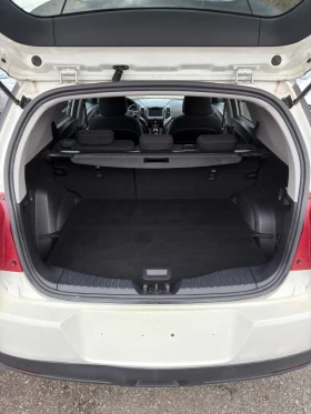 SsangYong XLV Euro6B 122к км! Зимни гуми! Задна камера! Уникат! | Auto.bg — изображение 14