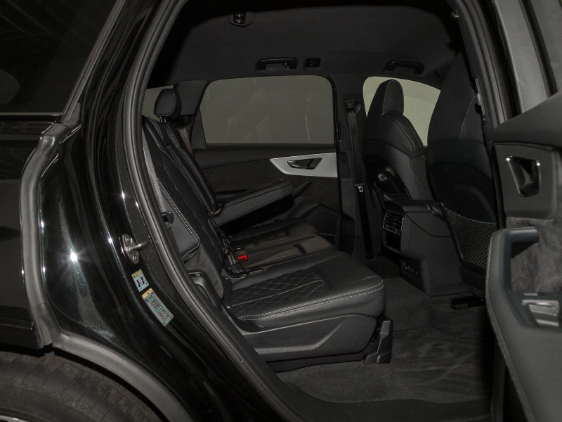 Audi SQ7 TFSI/QUATTRO/MATRIX/B&O/HEAD UP/360/BLACK/7-МЕСТЕН, снимка 11 - Автомобили и джипове - 51054060