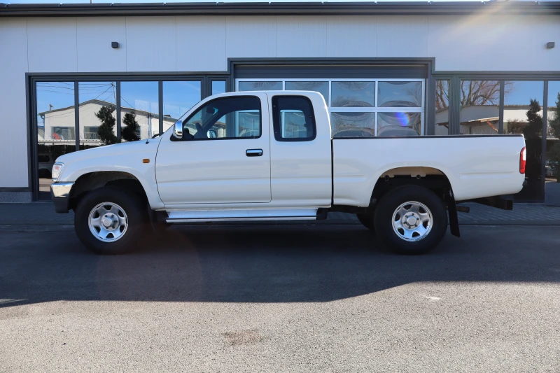 Toyota Hilux 2.4TD* 4X4* , снимка 7 - Автомобили и джипове - 53110245