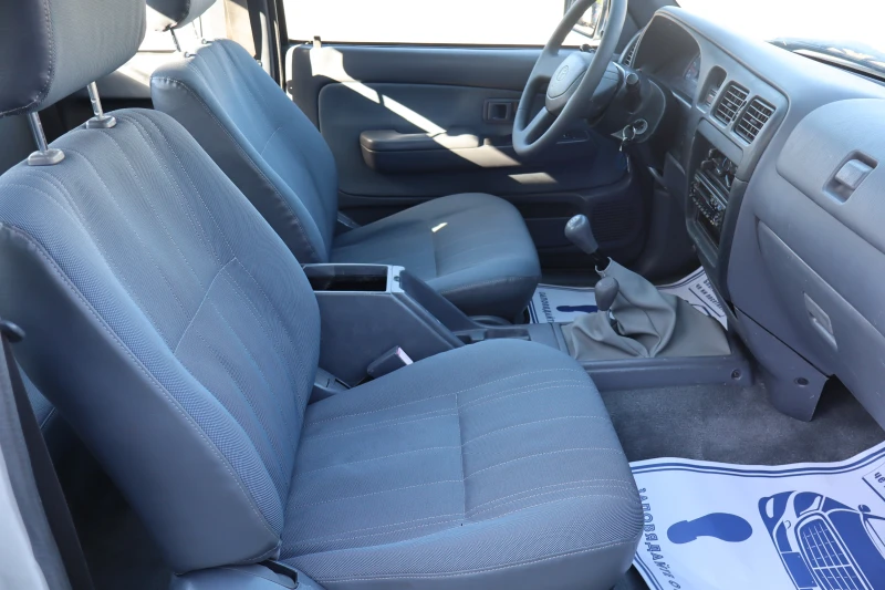 Toyota Hilux 2.4TD* 4X4* , снимка 11 - Автомобили и джипове - 53110245