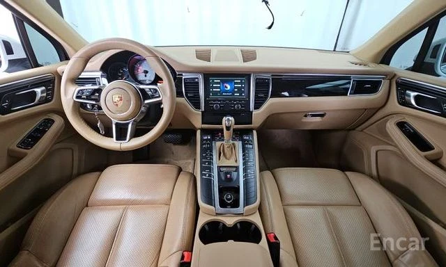 Porsche Macan 3.0 S DIESEL | ЗАДНА КАМЕРА | ПАНОРАМА | KEYLESS |, снимка 6 - Автомобили и джипове - 54010457