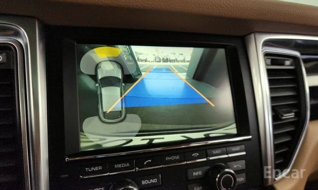 Porsche Macan 3.0 S DIESEL | ЗАДНА КАМЕРА | ПАНОРАМА | KEYLESS |, снимка 13 - Автомобили и джипове - 54010457