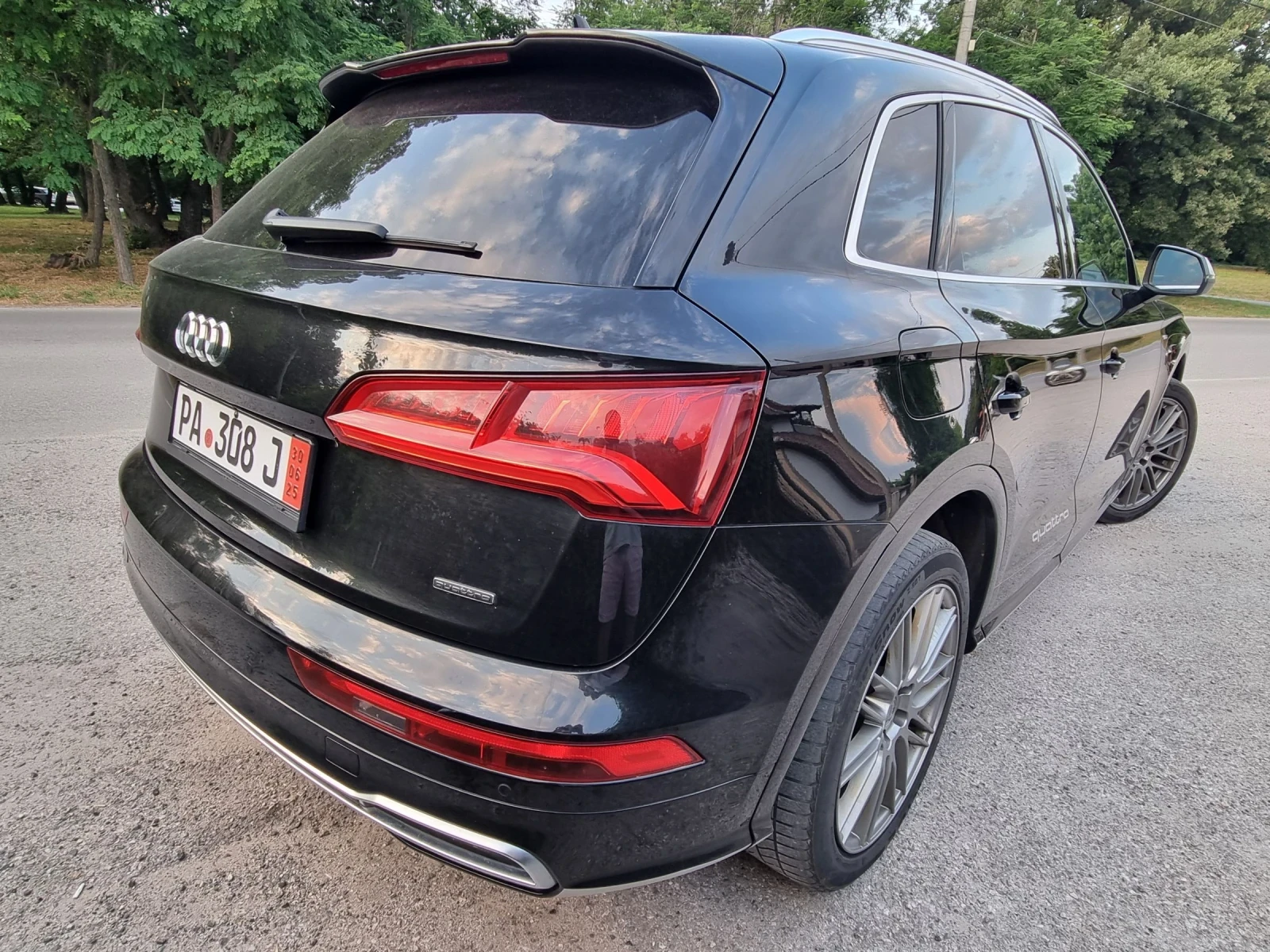 Audi Q5 2.0tdi S.line  - изображение 4