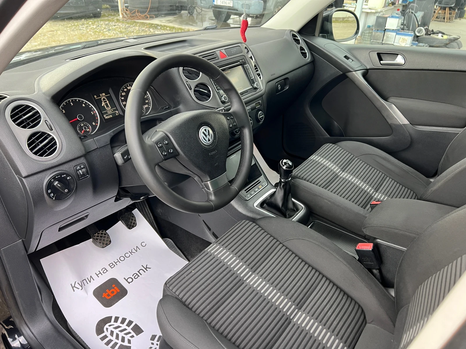 VW Tiguan 2.0TDI-140к.с./ 4х4 /Панорама/ Парктроник/Off-road - изображение 10