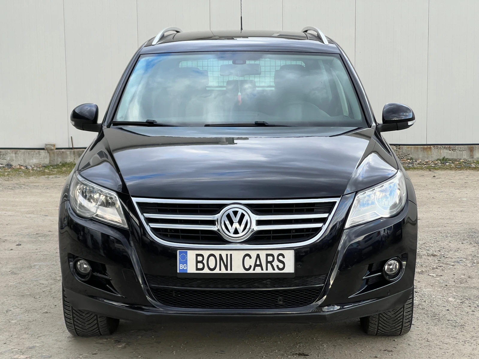 VW Tiguan 2.0TDI-140к.с./ 4х4 /Панорама/ Парктроник/Off-road - изображение 2