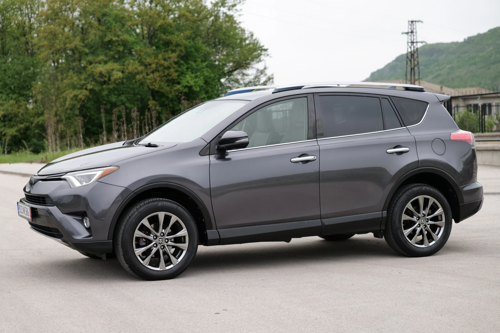 Toyota Rav4 LIMITED 2.5 4x4, снимка 3 - Автомобили и джипове - 54568699