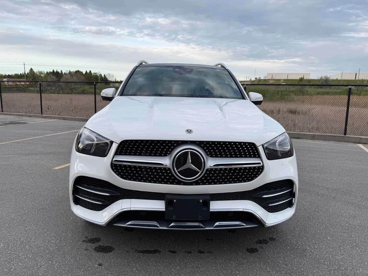 Mercedes-Benz GLE 450 | AMG-LINE| DISTR| 360| HUD| BURMEST| PANO| ПОДГЕВ, снимка 2 - Автомобили и джипове - 54689011