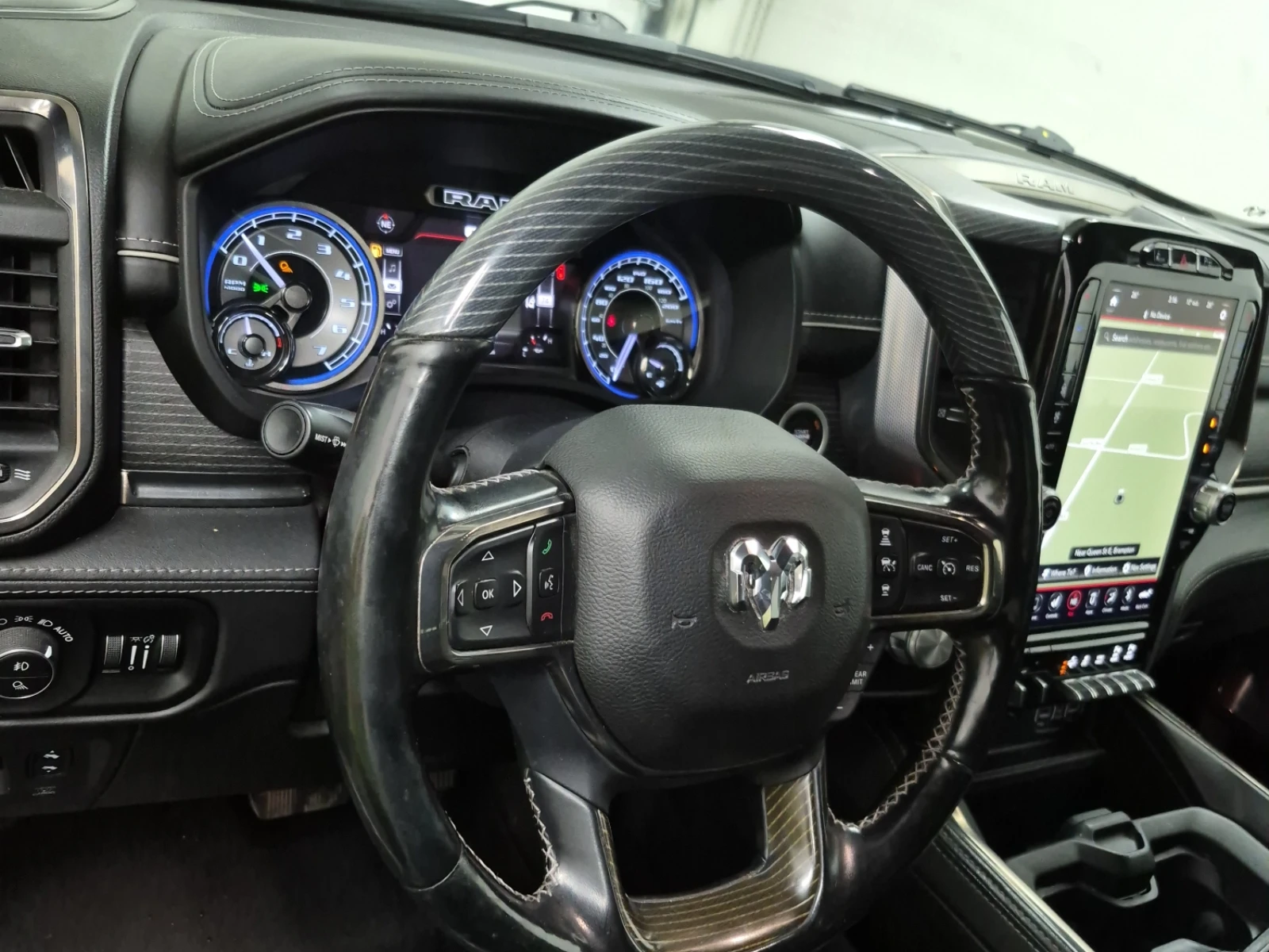 Dodge RAM 1500 Limited/AWD/5.7/H&K/Pano/Обдухване, снимка 12 - Автомобили и джипове - 54942993