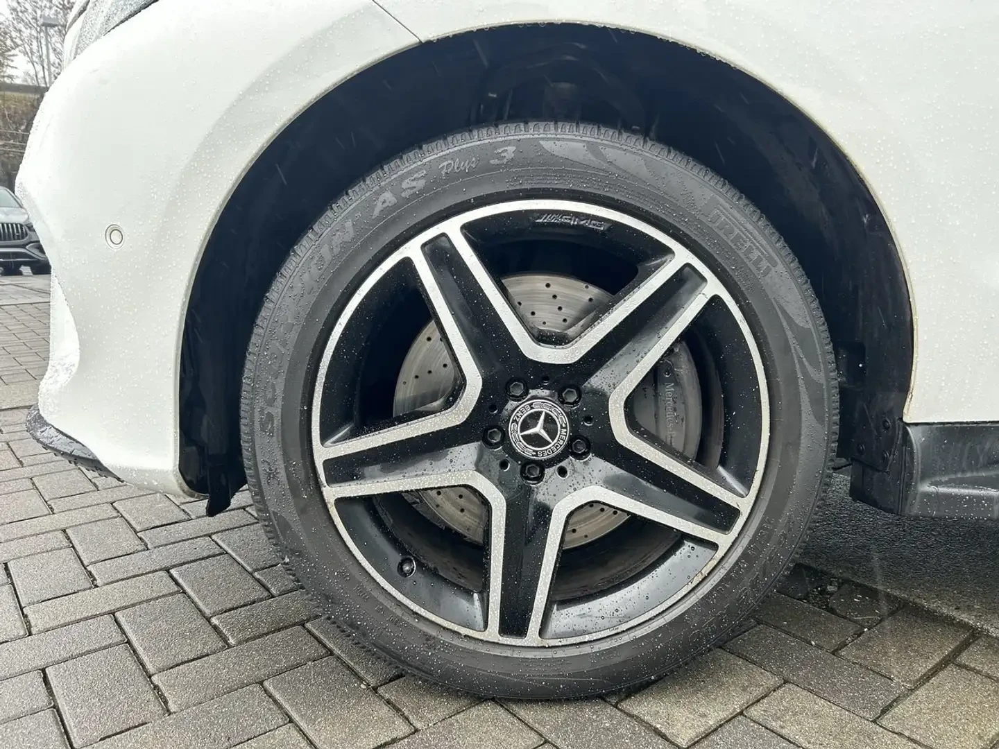Mercedes-Benz GLE 400 AMG* 4MATIC* Night* От Мерцедес, снимка 7 - Автомобили и джипове - 55184549