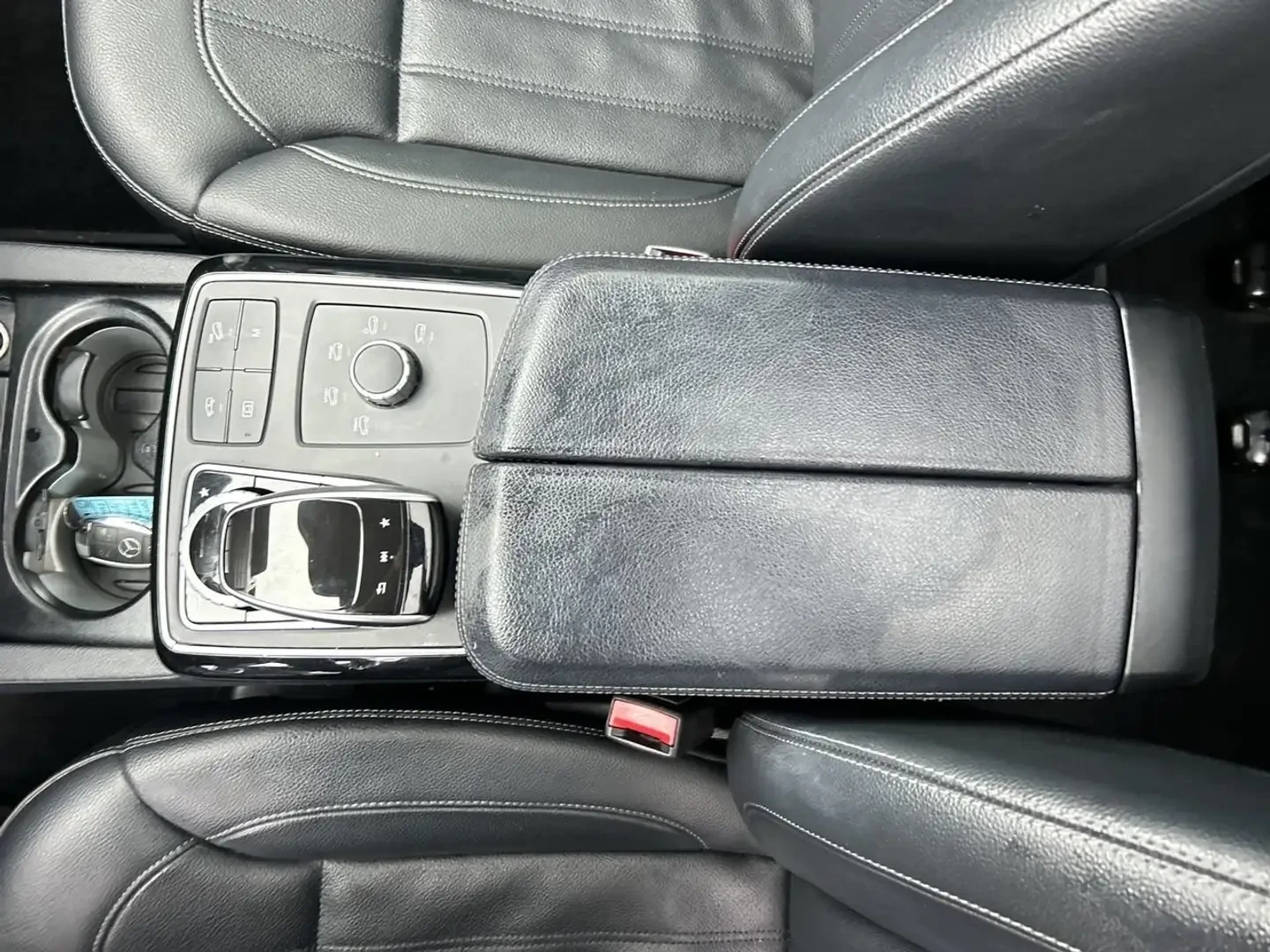 Mercedes-Benz GLE 400 AMG* 4MATIC* Night* От Мерцедес, снимка 11 - Автомобили и джипове - 55184549
