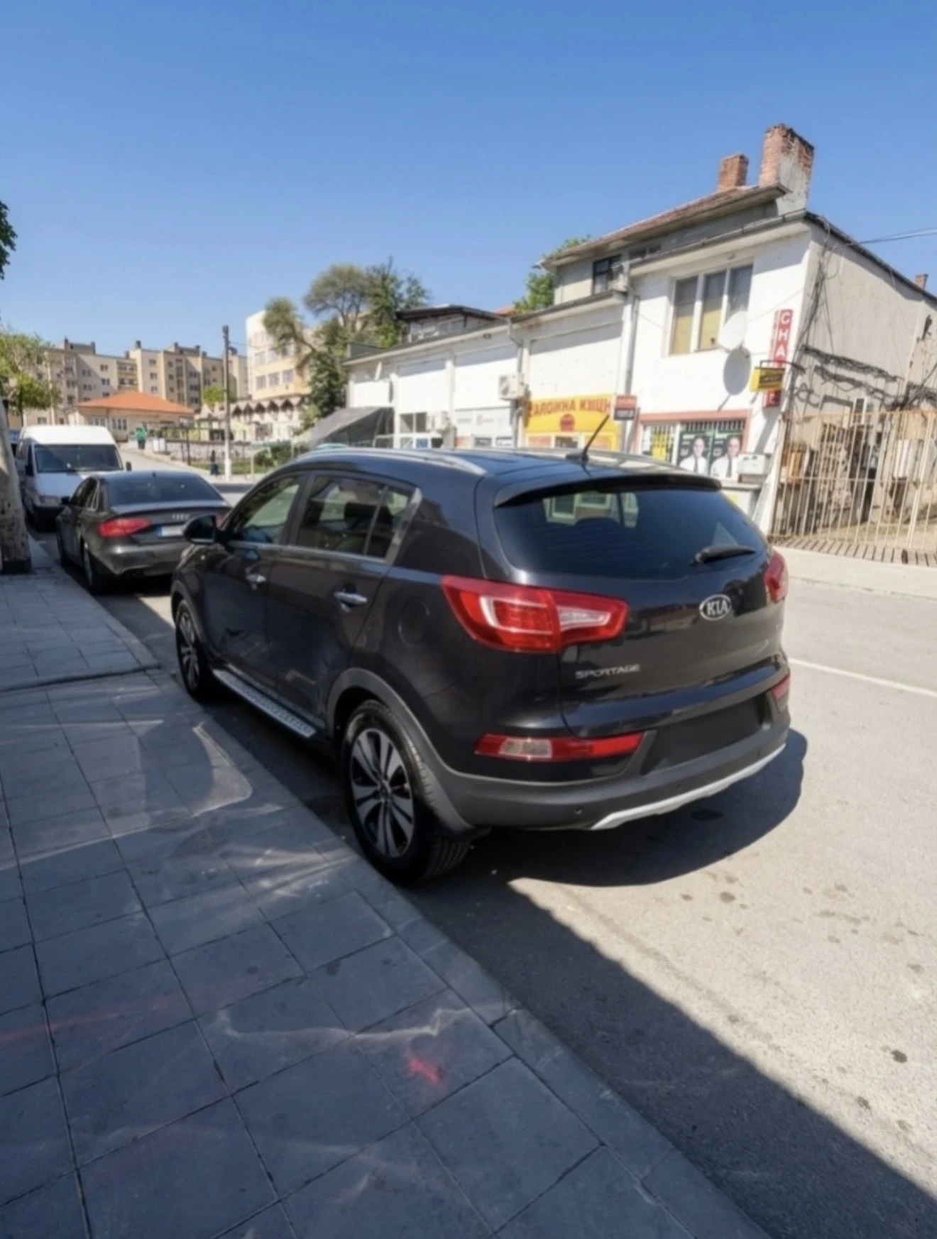Kia Sportage, снимка 2 - Автомобили и джипове - 55645385