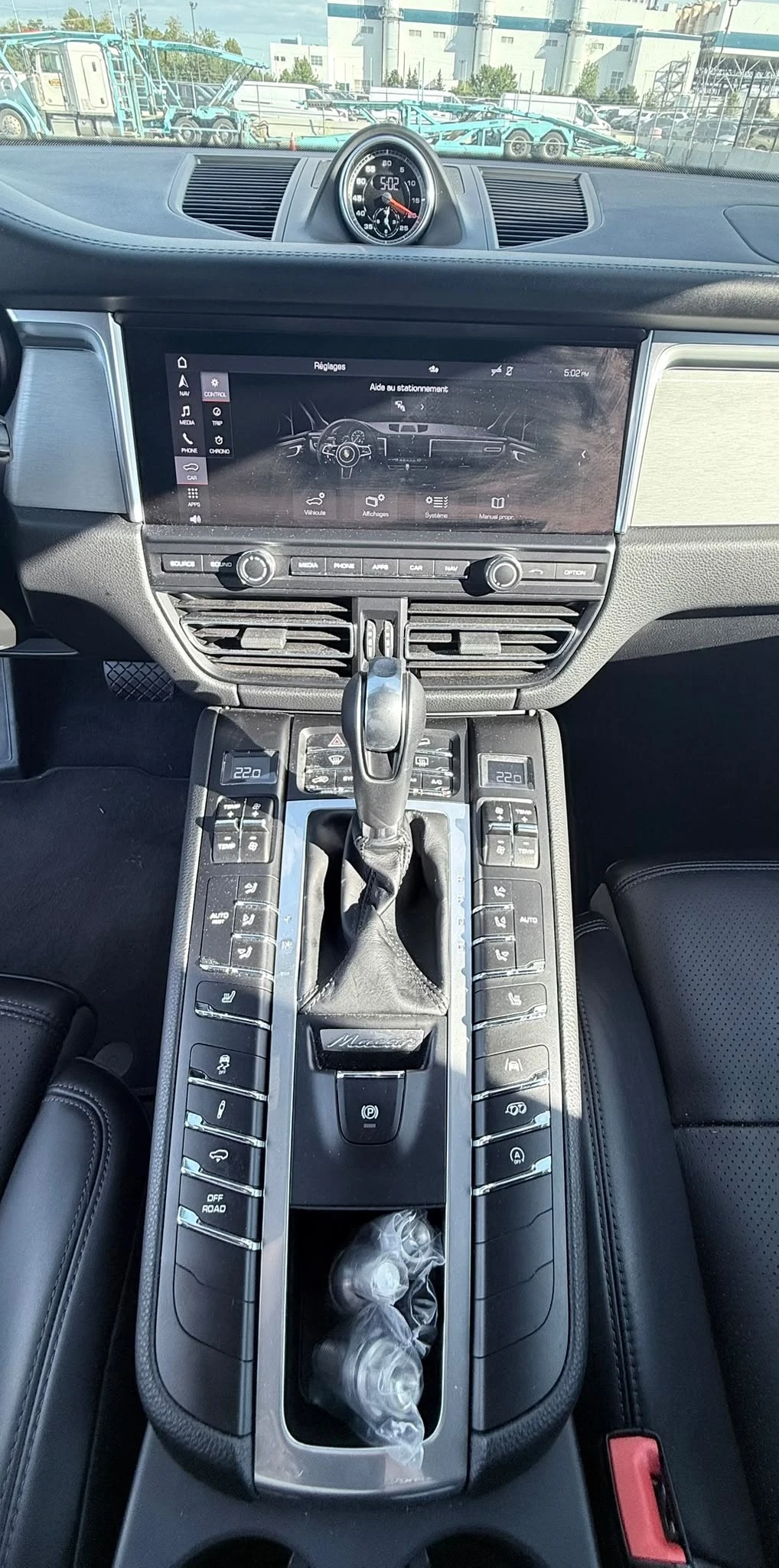 Porsche Macan * Turbo * CARFAX * ОПЦИЯ ЗА ФИНАНСИРАНЕ, снимка 9 - Автомобили и джипове - 56087197