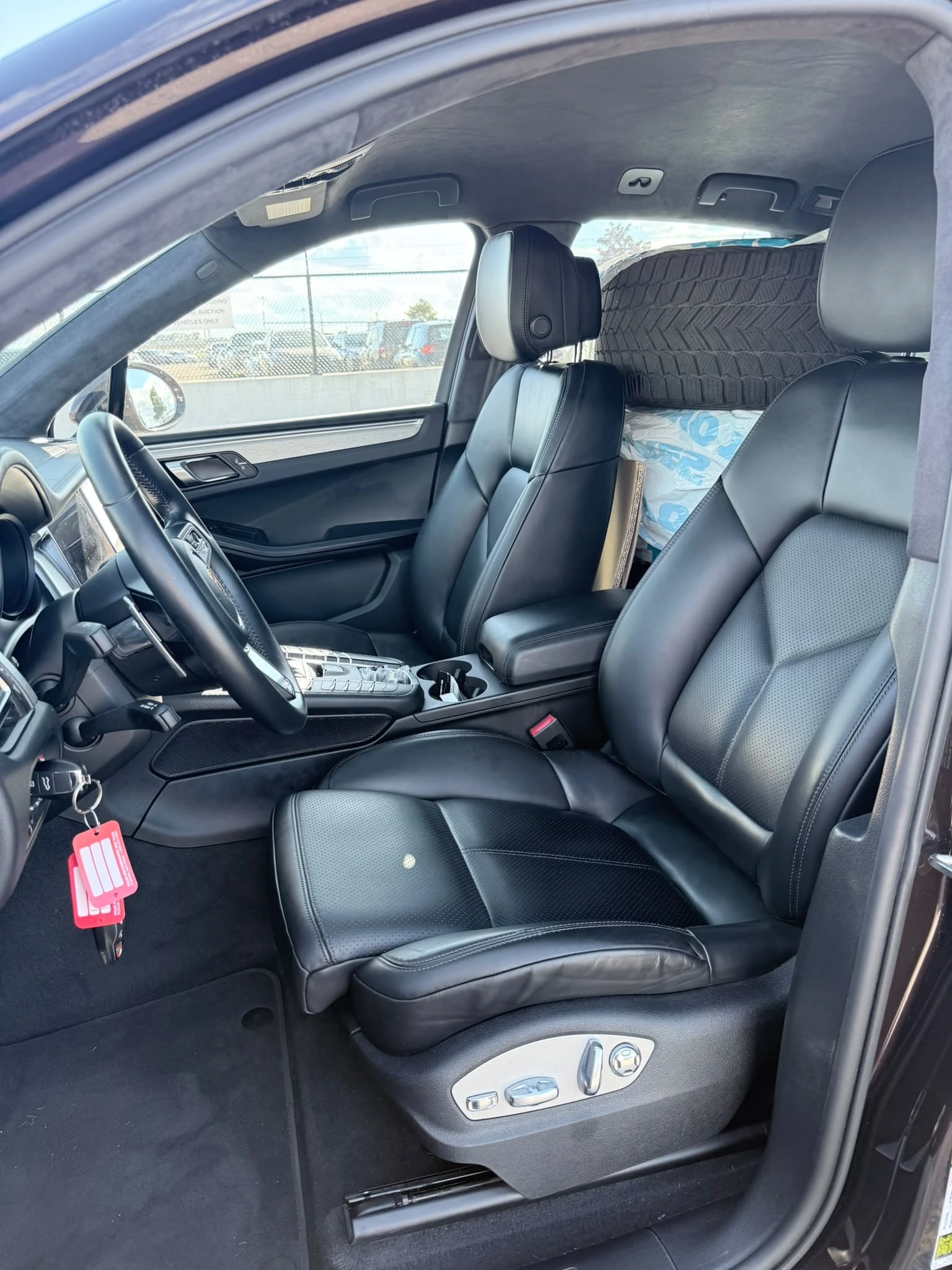 Porsche Macan * Turbo * CARFAX * ОПЦИЯ ЗА ФИНАНСИРАНЕ, снимка 5 - Автомобили и джипове - 56087197
