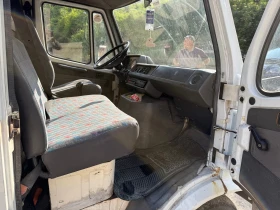 Mercedes-Benz 310 D, снимка 9