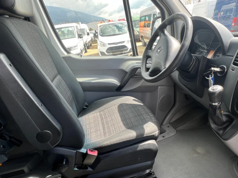 Mercedes-Benz Sprinter 316 Пътнически , 9 Места , Клима , Темпомат, снимка 10 - Бусове и автобуси - 49760950
