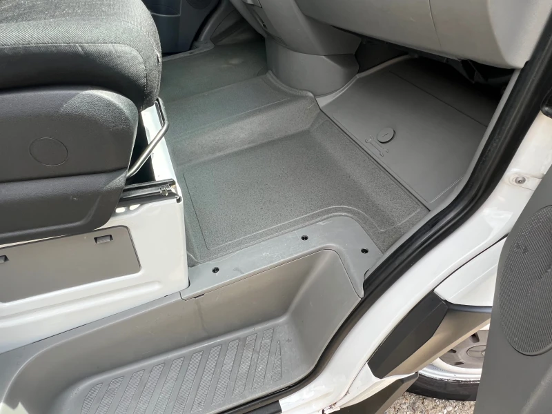 Mercedes-Benz Sprinter 316 Пътнически , 9 Места , Клима , Темпомат, снимка 8 - Бусове и автобуси - 49760950