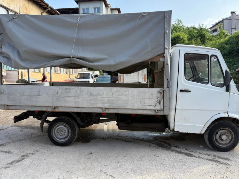 Mercedes-Benz 310 D, снимка 3 - Бусове и автобуси - 52536304