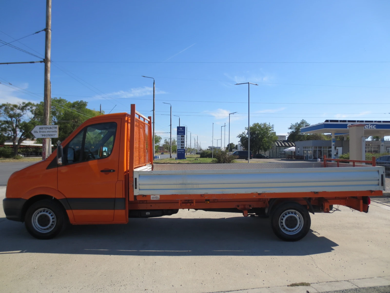 VW Crafter 2.5 TDI, снимка 6 - Бусове и автобуси - 56129983
