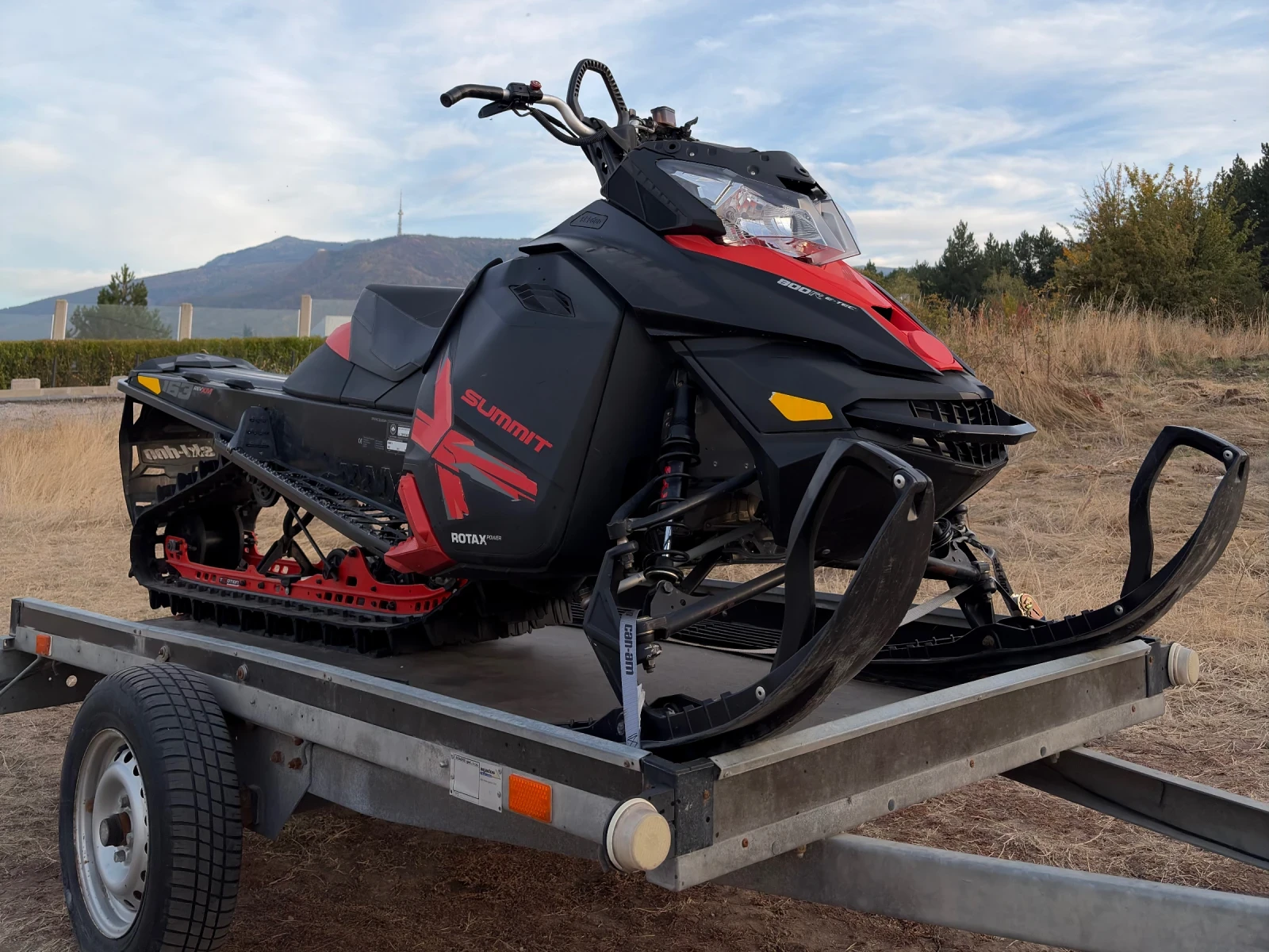 Ski-Doo Summit