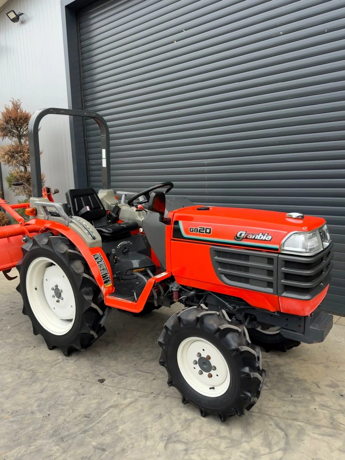 Трактор Kubota GB20 20кс.