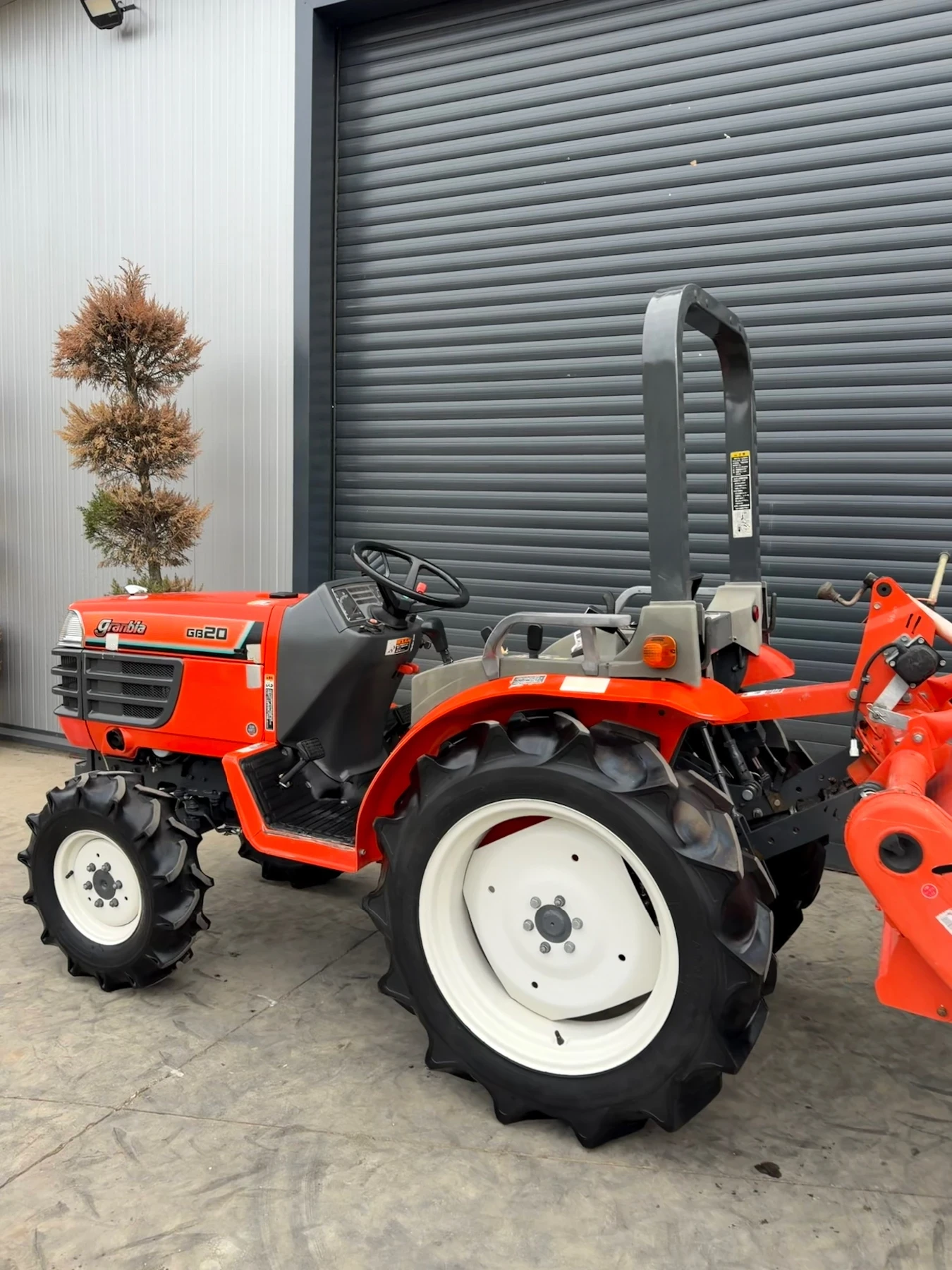Трактор Kubota GB20 20кс., снимка 13 - Селскостопанска техника - 56728617