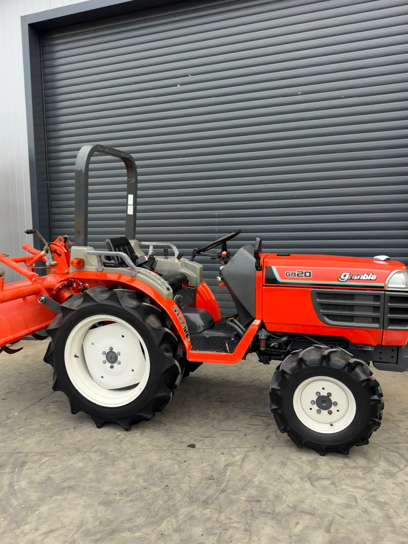 Трактор Kubota GB20 20кс., снимка 10 - Селскостопанска техника - 56728617