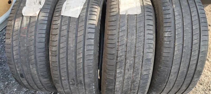 Гуми Летни 235/55R18, снимка 2 - Гуми и джанти - 31141070