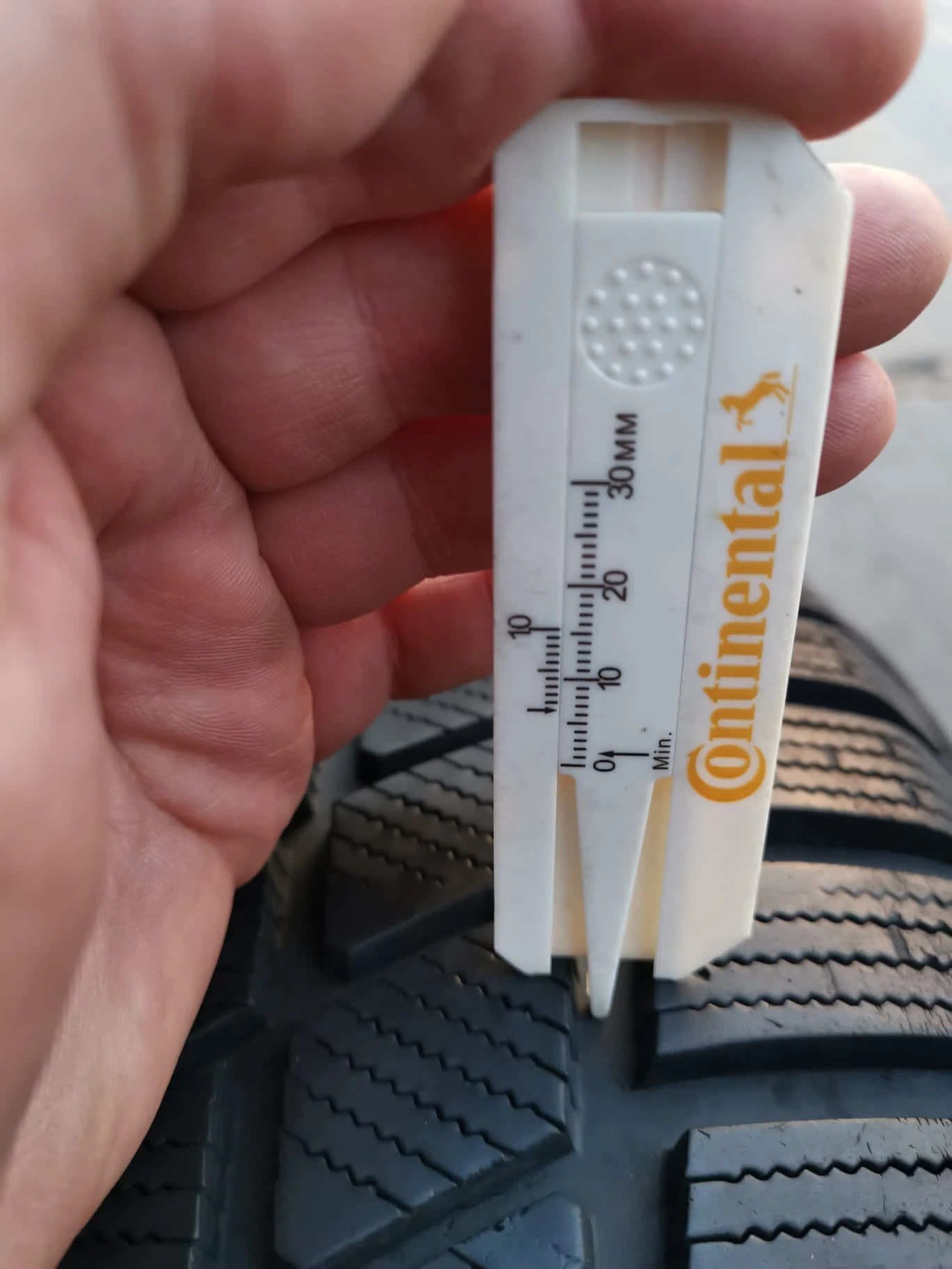  255/40R19 | Mobile.bg   6