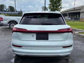 Audi E-Tron Progressiv* Pano* Back cam* Подгрев* , снимка 5