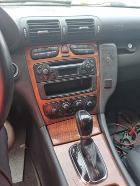 Mercedes-Benz C 220 W203, снимка 5