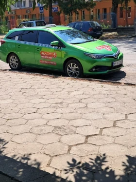 Toyota Auris | Mobile.bg    8